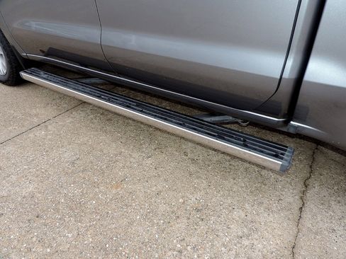 Used 2021 Chevrolet Silverado 1500 High Country w/ Safety Package II image 18