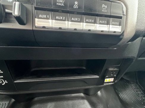 Used 2022 RAM 2500 Tradesman image 17