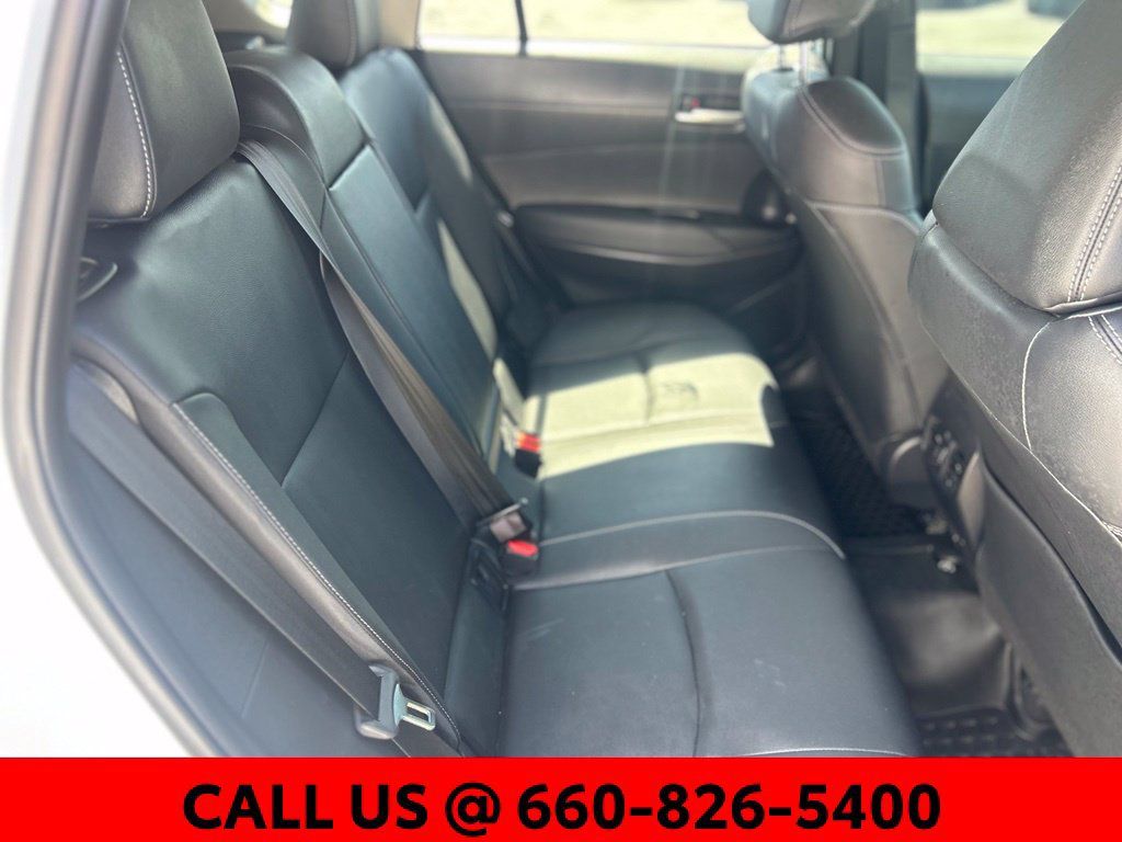 Used 2022 Toyota Corolla Cross XLE AWD/4WD image 9