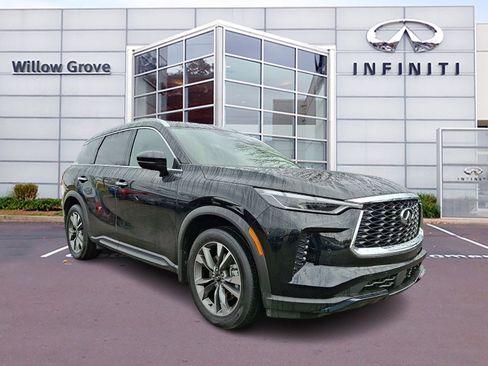 Certified 2025 INFINITI QX60 Luxe image 1