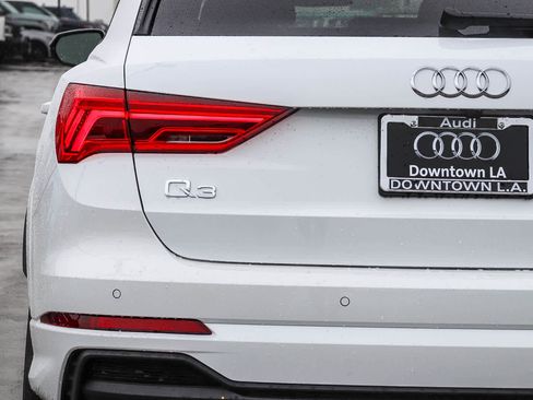 New 2025 Audi Q3 2.0T Premium image 12