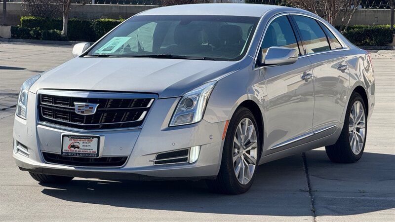 Used 2017 Cadillac XTS Luxury FWD image 1