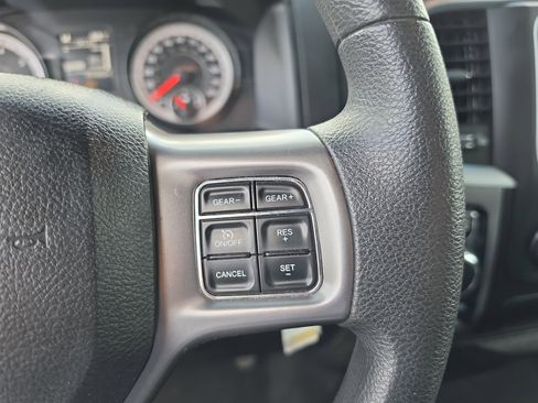 Used 2024 RAM 1500 Classic SLT AWD/4WD image 19