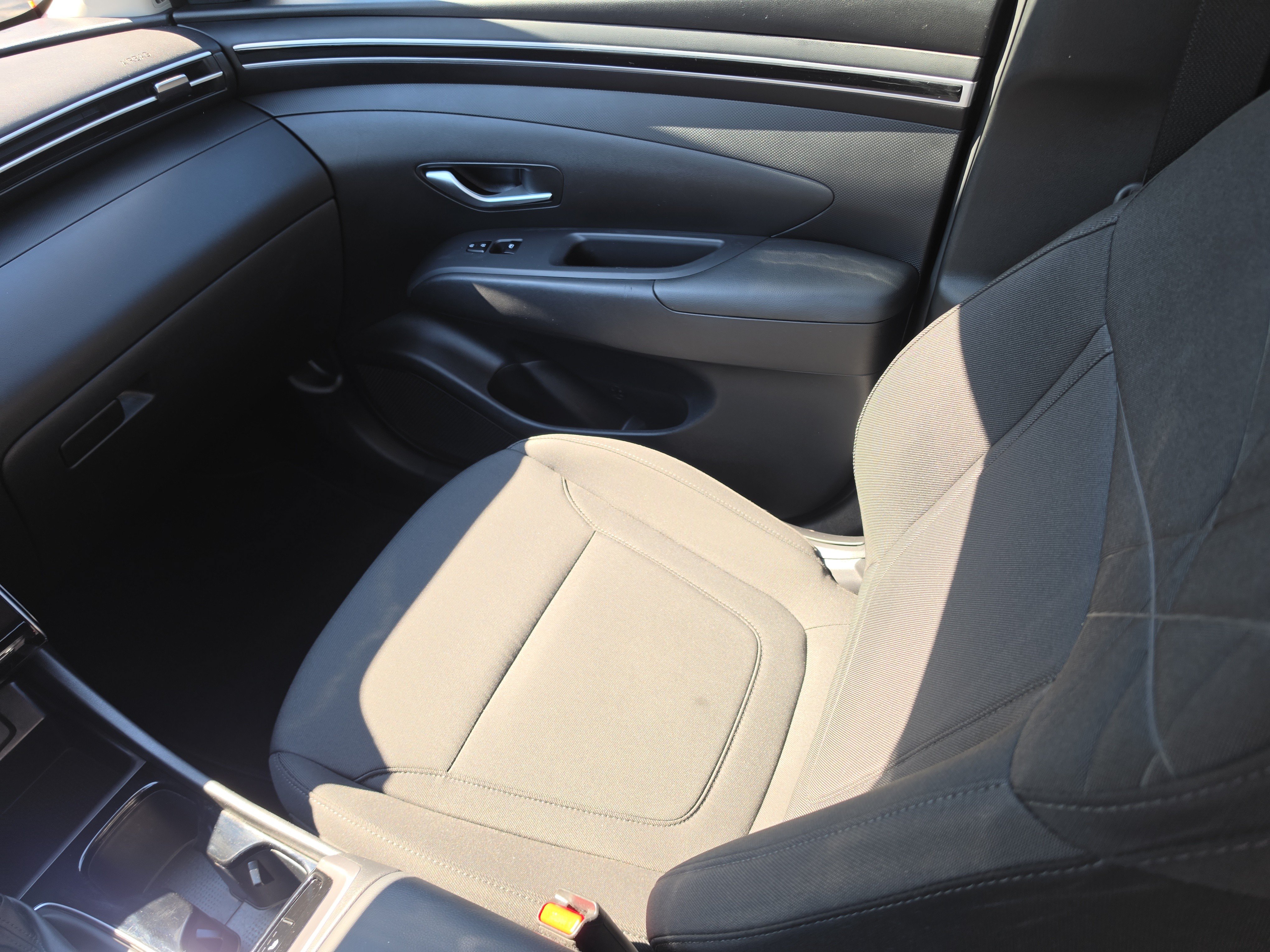 Used 2022 Hyundai Tucson SEL w/ Cargo Package FWD image 15