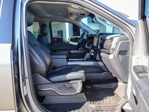 Used 2024 Ford F350 Lariat w/ Lariat Ultimate Package image 35
