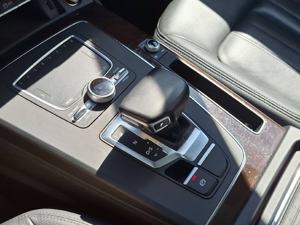 Used 2019 Audi Q5 2.0T Premium Plus w/ Premium Plus Package AWD/4WD image 19