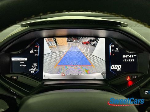 Used 2021 Lamborghini Huracan EVO image 21