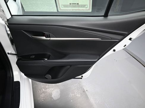 Certified 2025 Toyota Camry SE image 31