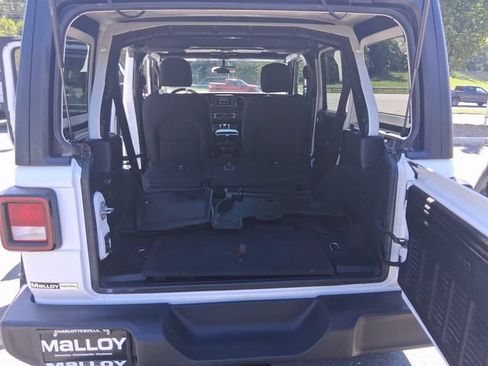 Used 2022 Jeep Wrangler Unlimited Sport AWD/4WD image 25
