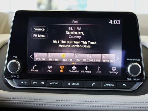 Used 2023 Nissan Rogue SV AWD/4WD image 28