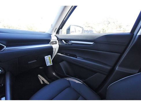 New 2025 MAZDA CX-5 AWD 2.5 S w/ Select Package image 9