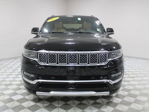 Used 2022 Jeep Grand Wagoneer Series III image 6