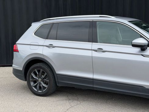 Used 2024 Volkswagen Tiguan SE AWD/4WD image 5