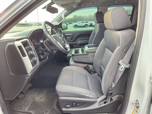 Used 2017 GMC Sierra 1500 SLE w/ SLE Value Package image 11