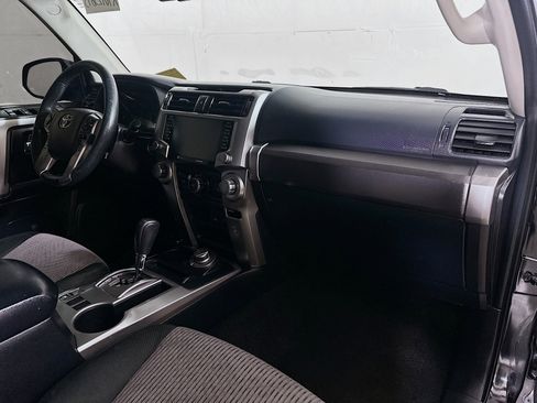 Used 2021 Toyota 4Runner SR5 AWD/4WD image 26