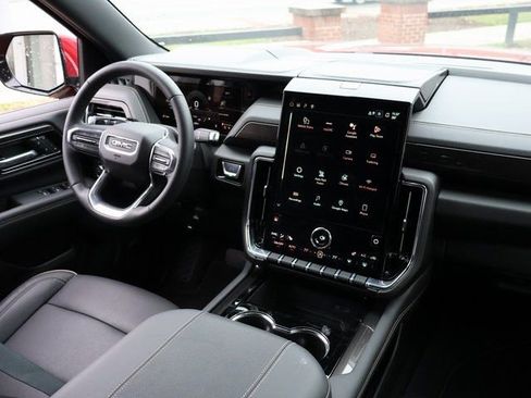 New 2026 GMC Yukon Elevation AWD/4WD image 12