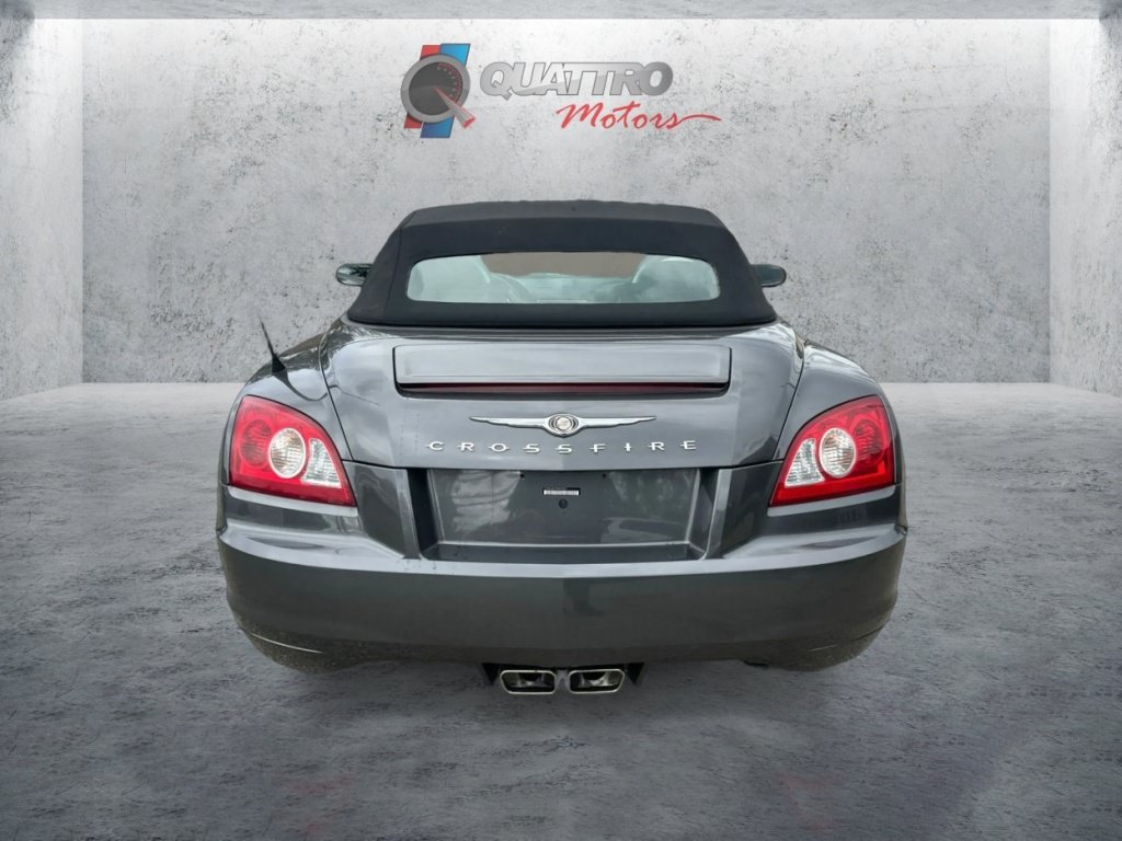 Used 2005 Chrysler Crossfire Limited RWD image 4