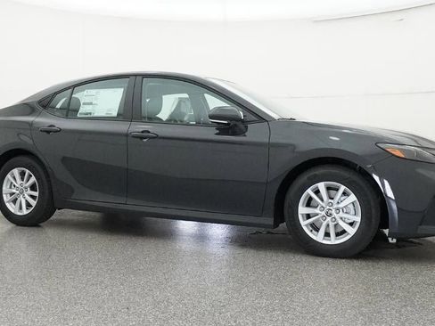New 2026 Toyota Camry LE FWD image 28