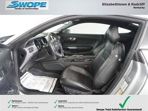 Used 2020 Ford Mustang Premium image 9
