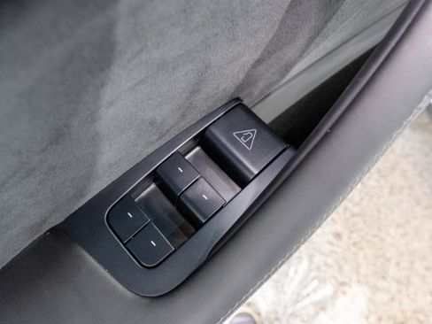 Used 2026 Tesla Model Y Performance AWD/4WD image 13