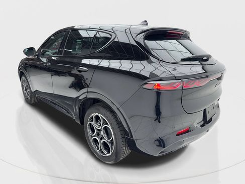 New 2025 Alfa Romeo Tonale w/ Premium Package AWD/4WD image 11