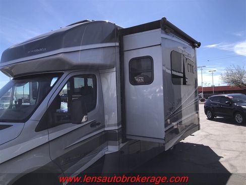 Used 2019 Mercedes-Benz Sprinter 170 image 12