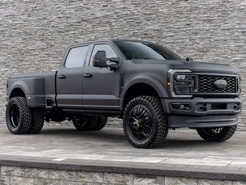 Used 2026 Ford F450 Platinum w/ Platinum Plus Package image 8