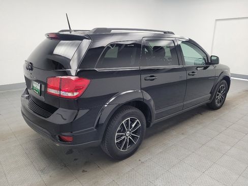 Used 2018 Dodge Journey SXT w/ Blacktop Package FWD image 9