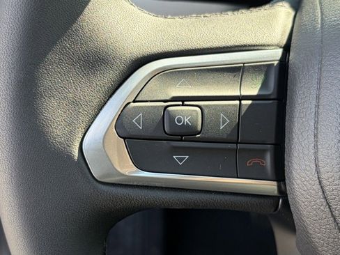 New 2026 Jeep Compass Limited image 37