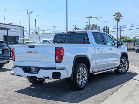 New 2026 GMC Sierra 1500 Denali AWD/4WD image 9