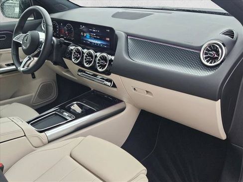 Certified 2026 Mercedes-Benz GLA 250 image 21