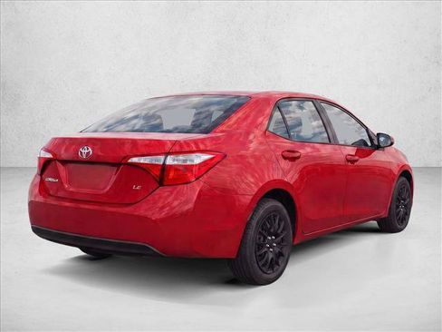 Used 2016 Toyota Corolla LE FWD image 7