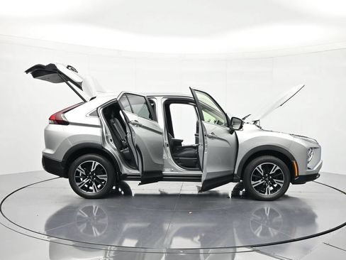 Used 2024 Mitsubishi Eclipse Cross SEL AWD/4WD image 48
