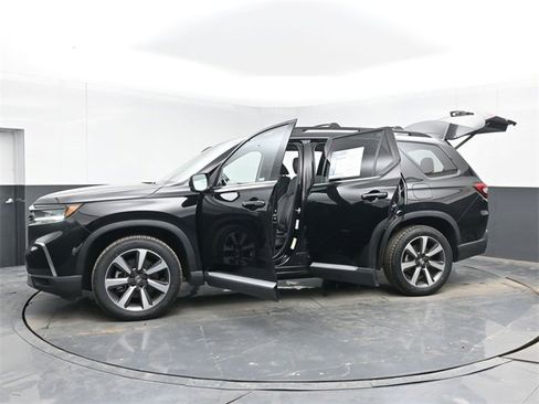 Used 2023 Honda Pilot Elite image 56