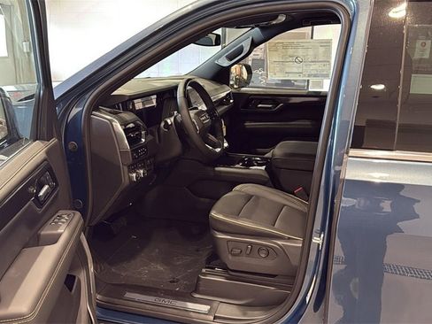 New 2026 GMC Yukon XL Elevation image 22