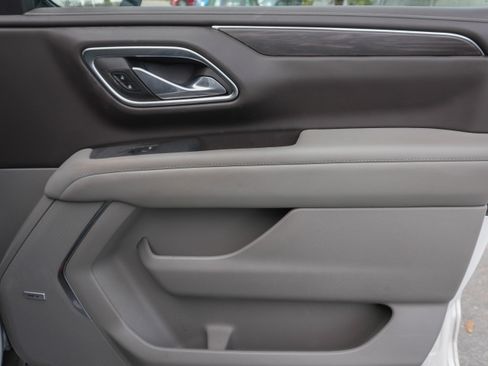 Used 2024 Chevrolet Tahoe LT w/ LT Signature Package image 25