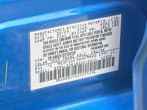 Used 2025 Nissan Sentra SV FWD image 29