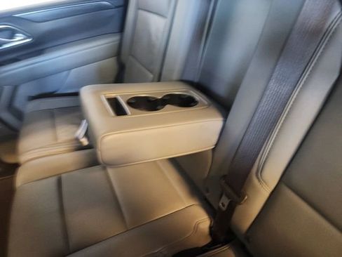 Used 2024 Chevrolet Suburban LT AWD/4WD image 15