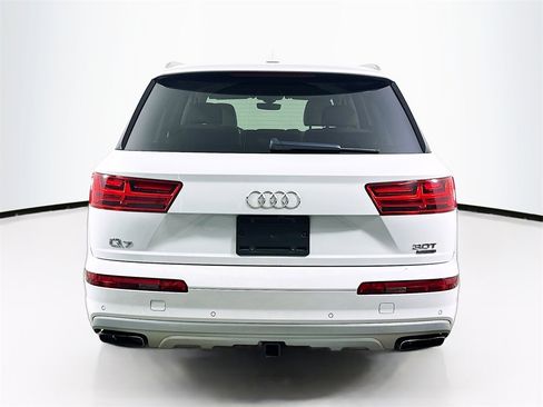 Used 2018 Audi Q7 3.0T Premium Plus image 15