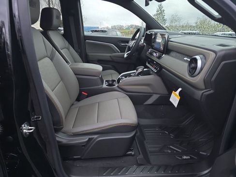 New 2026 Chevrolet Colorado ZR2 w/ ZR2 Bison Edition image 32