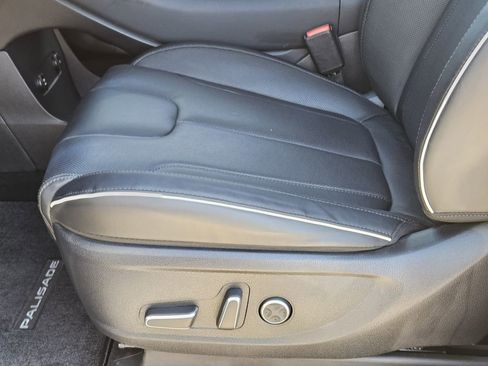 Used 2024 Hyundai Palisade SEL FWD image 29