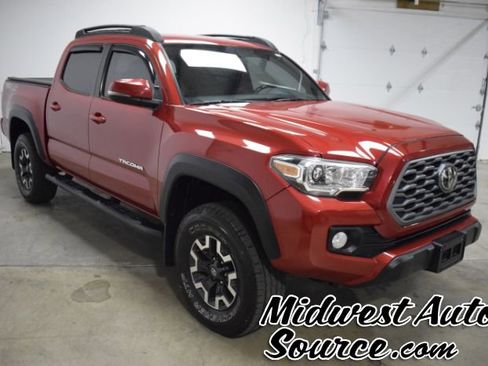 Used 2021 Toyota Tacoma TRD Off-Road w/ Technology Package image 7