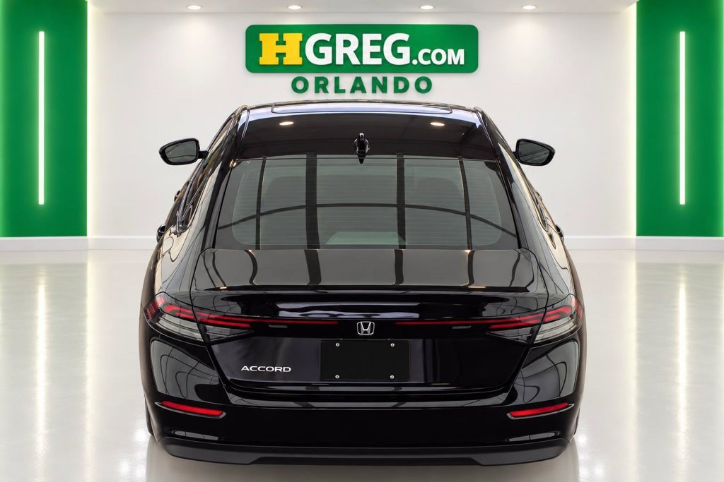 Used 2025 Honda Accord SE image 8