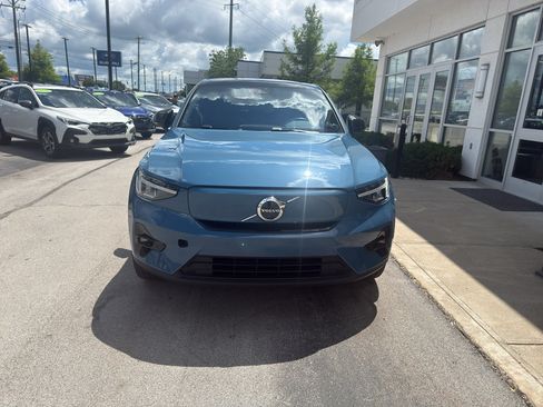 Used 2023 Volvo C40 P8 Recharge Plus AWD/4WD image 8