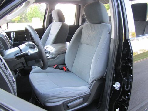 Used 2013 RAM 1500 Express AWD/4WD image 14