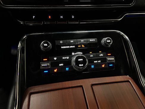 Used 2022 Lincoln Navigator L Reserve image 28