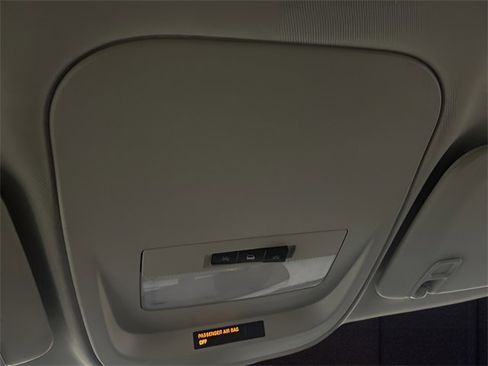 Used 2017 GMC Canyon 2WD Crew Cab image 23