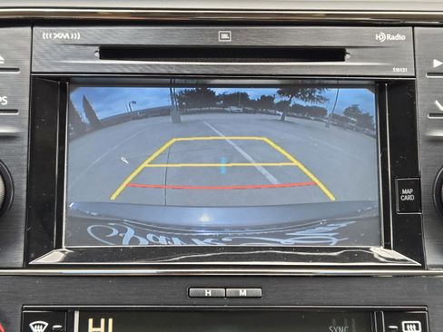 Used 2017 Toyota Avalon Limited FWD image 14