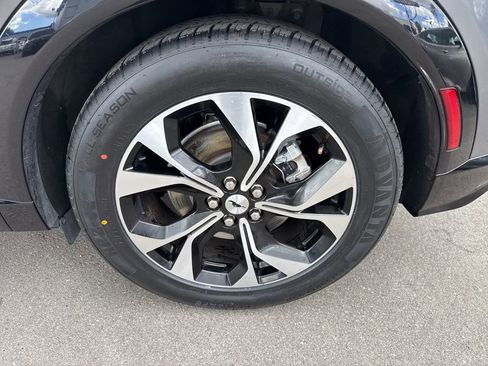 Used 2023 Ford Mustang Mach-E Premium image 7