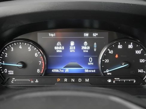 Used 2020 Ford Explorer XLT w/ Equipment Group 202A AWD/4WD image 26